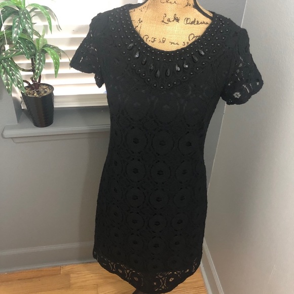 Ronni Nicole Dresses & Skirts - Ronni Nicole women’s Black eyelet beaded detail dress size 6 💕